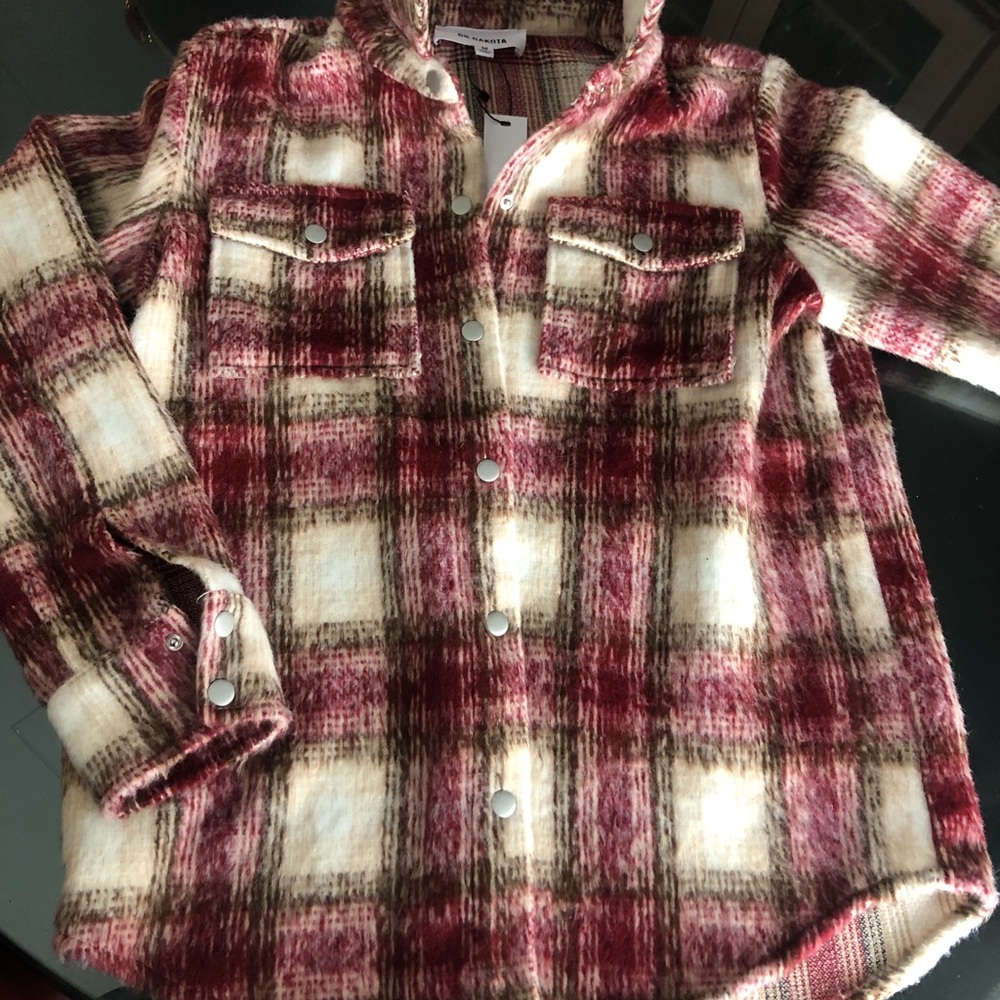 BB Dakota shacket Medium